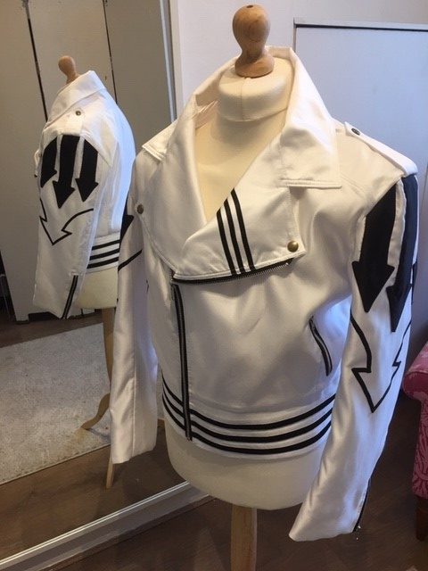 hurstpierpoint alterations White Jacket